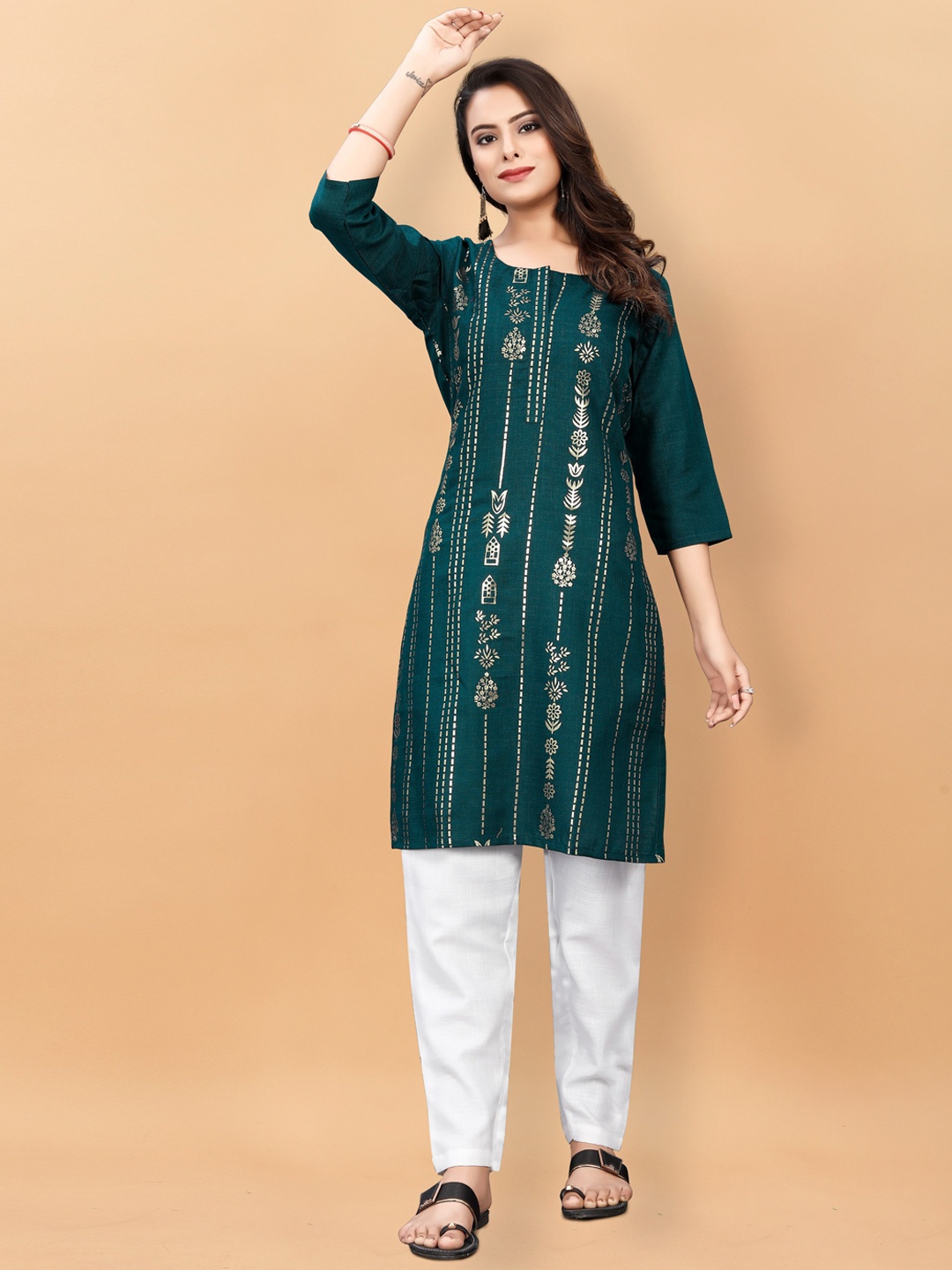 

KALINI Ethnic Motifs Printed Pure Cotton Kurta with Trousers, Green