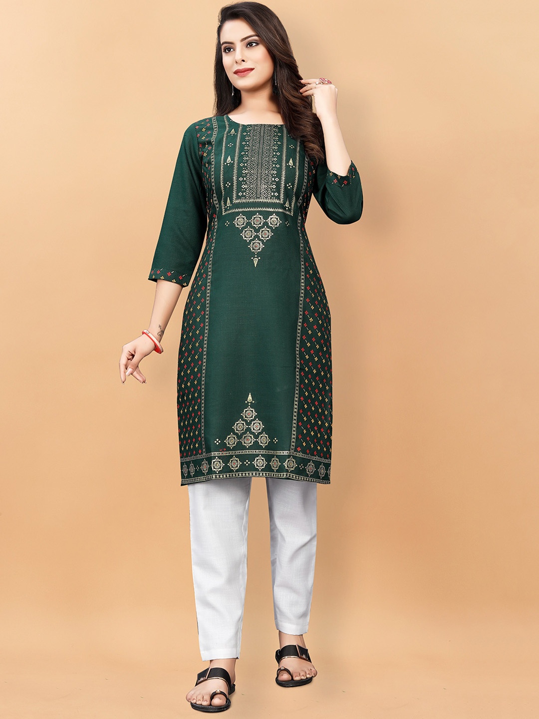 

KALINI Ethnic Motifs Printed Straight Foil Pure Cotton Kurta with Trousers, Green