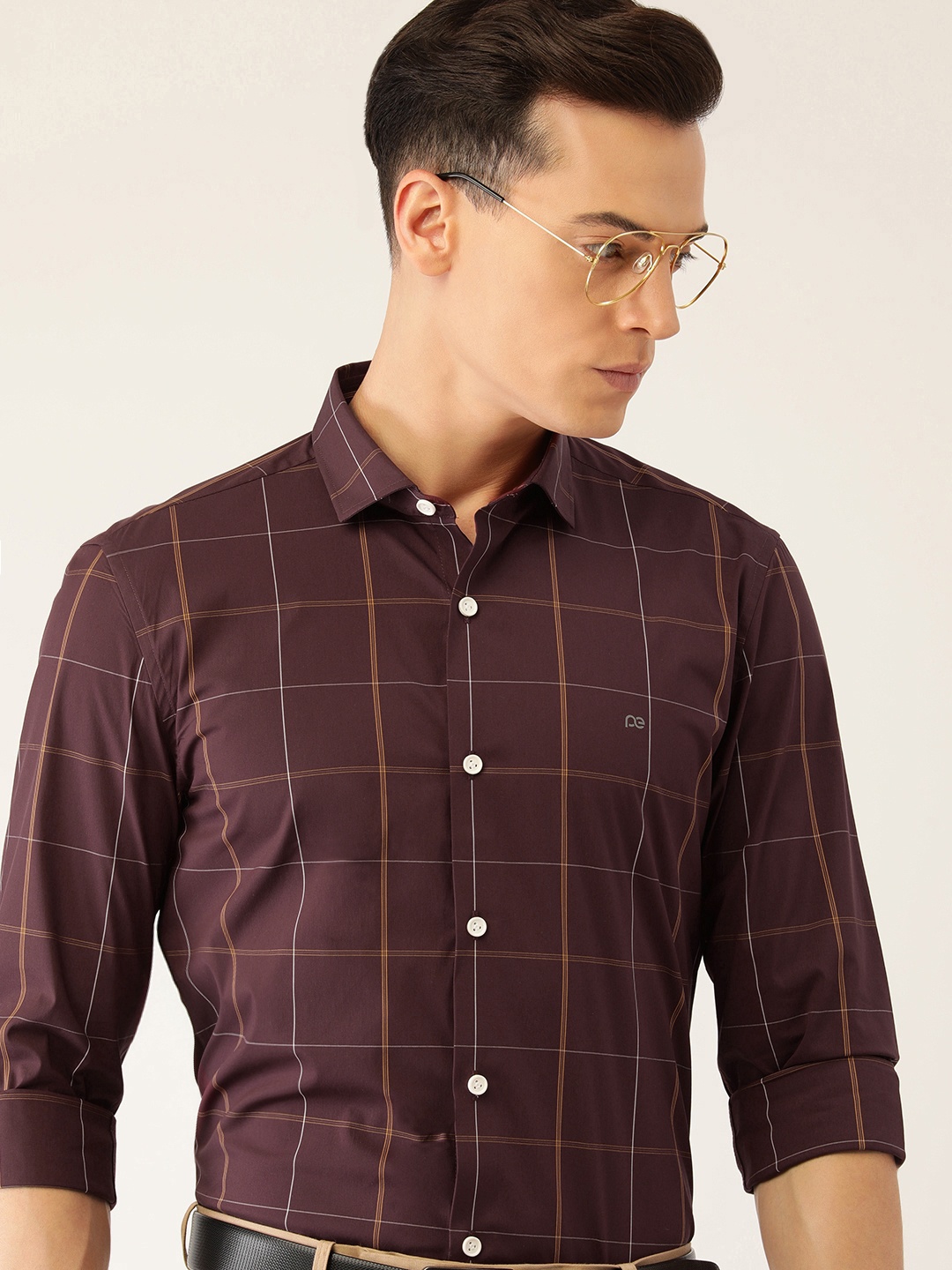 

Peter England Men Slim Fit Windowpane Checked Formal Shirt, Maroon