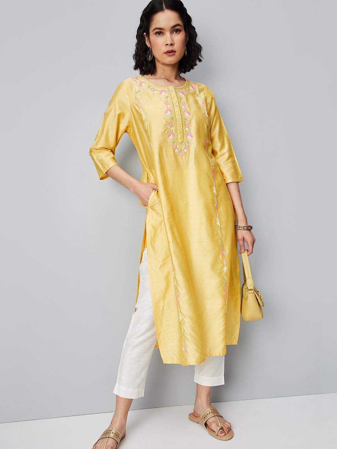 

max Foral Embroidered Thread Work Kurta, Yellow