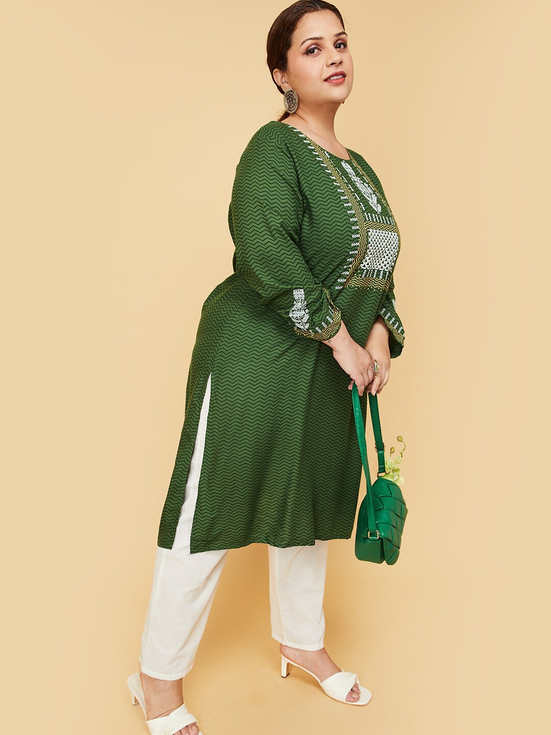 

max Plus Size Ethnic Motifs Printed Straight Kurta, Green