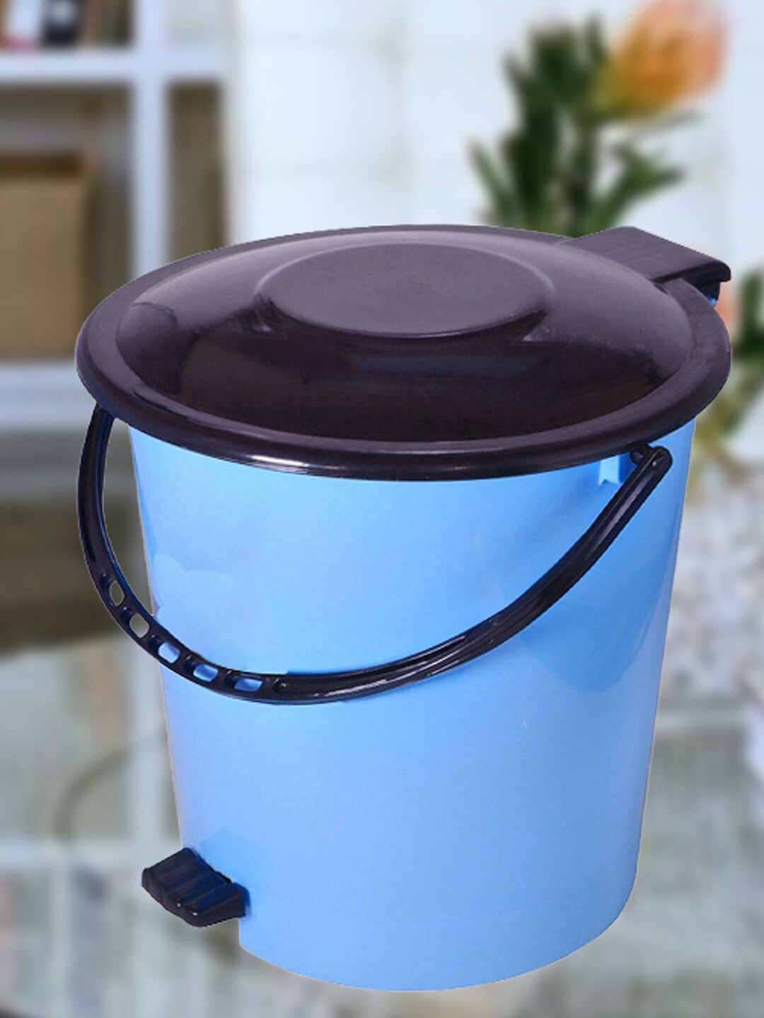 

Kuber Industries Blue & Black 2-Pieces Pedal Dustbins With Handle - 5 L Each