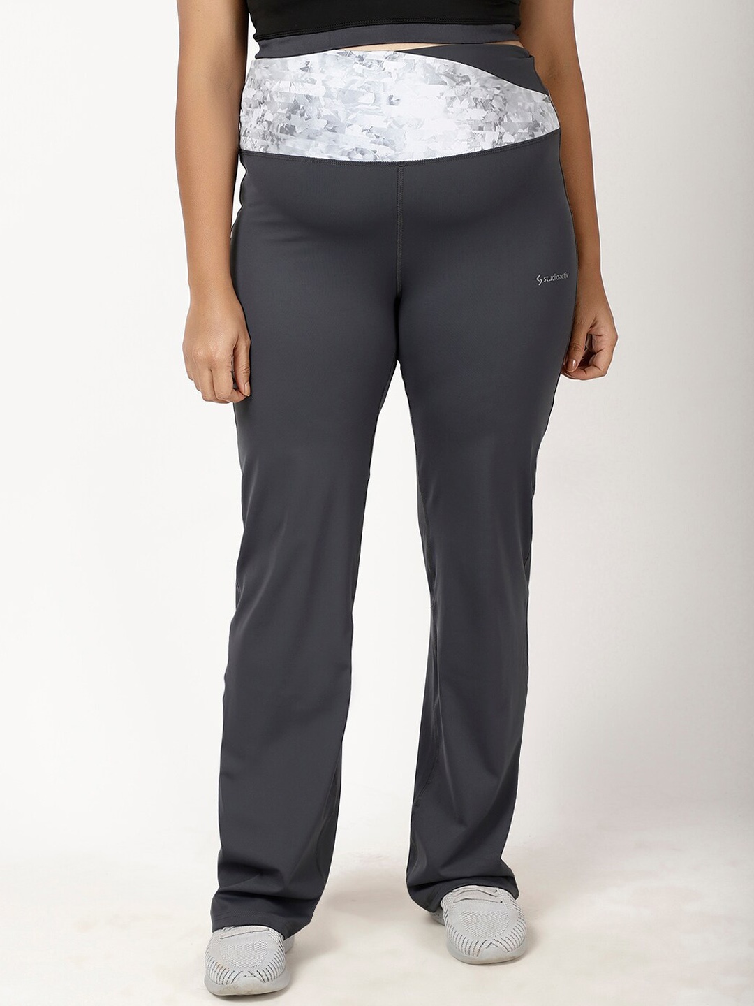 

STUDIOACTIV Women Plus Size Straight-Fit Track Pants, Grey