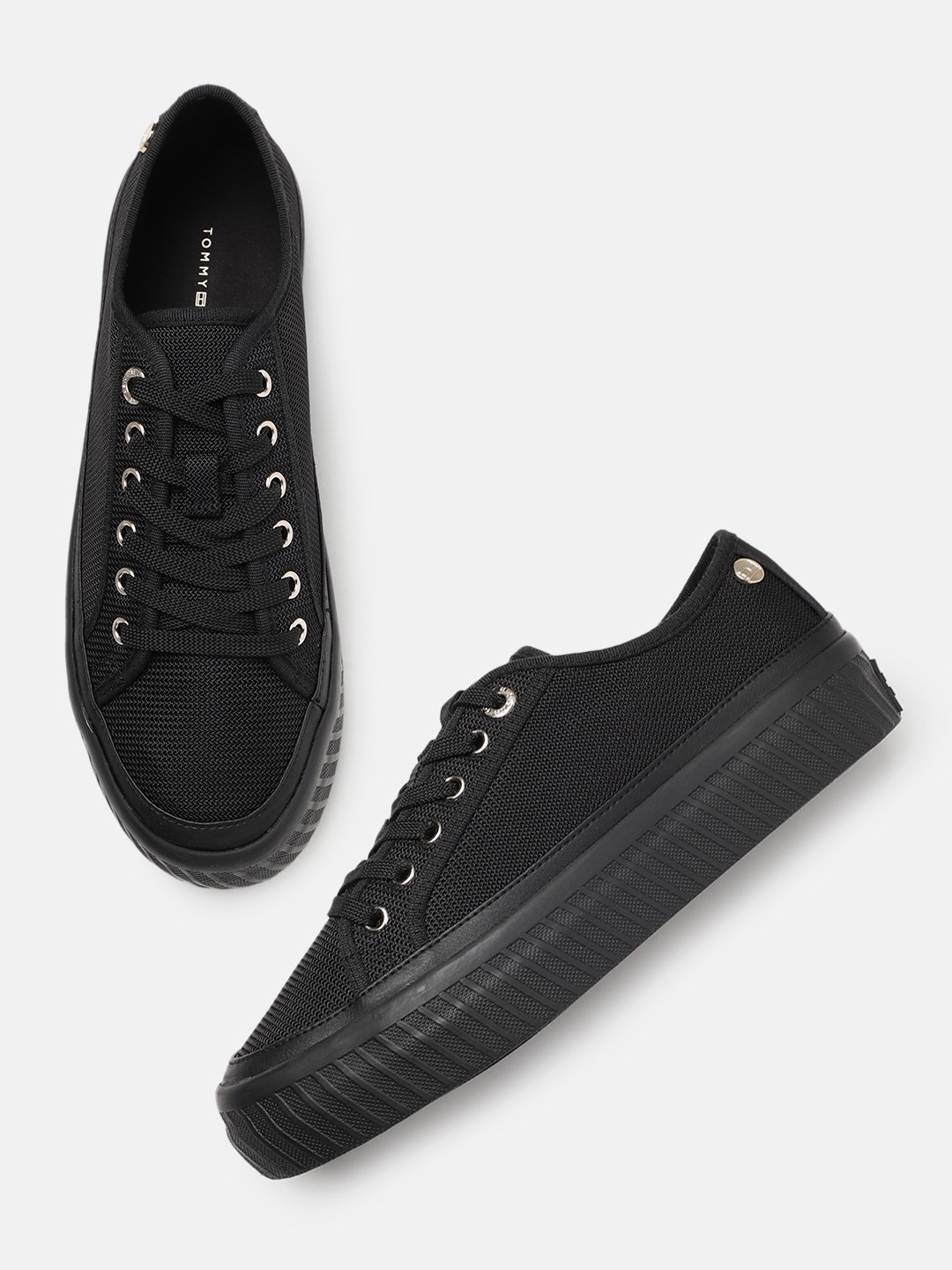 

Tommy Hilfiger Women Woven Design Sneakers, Black