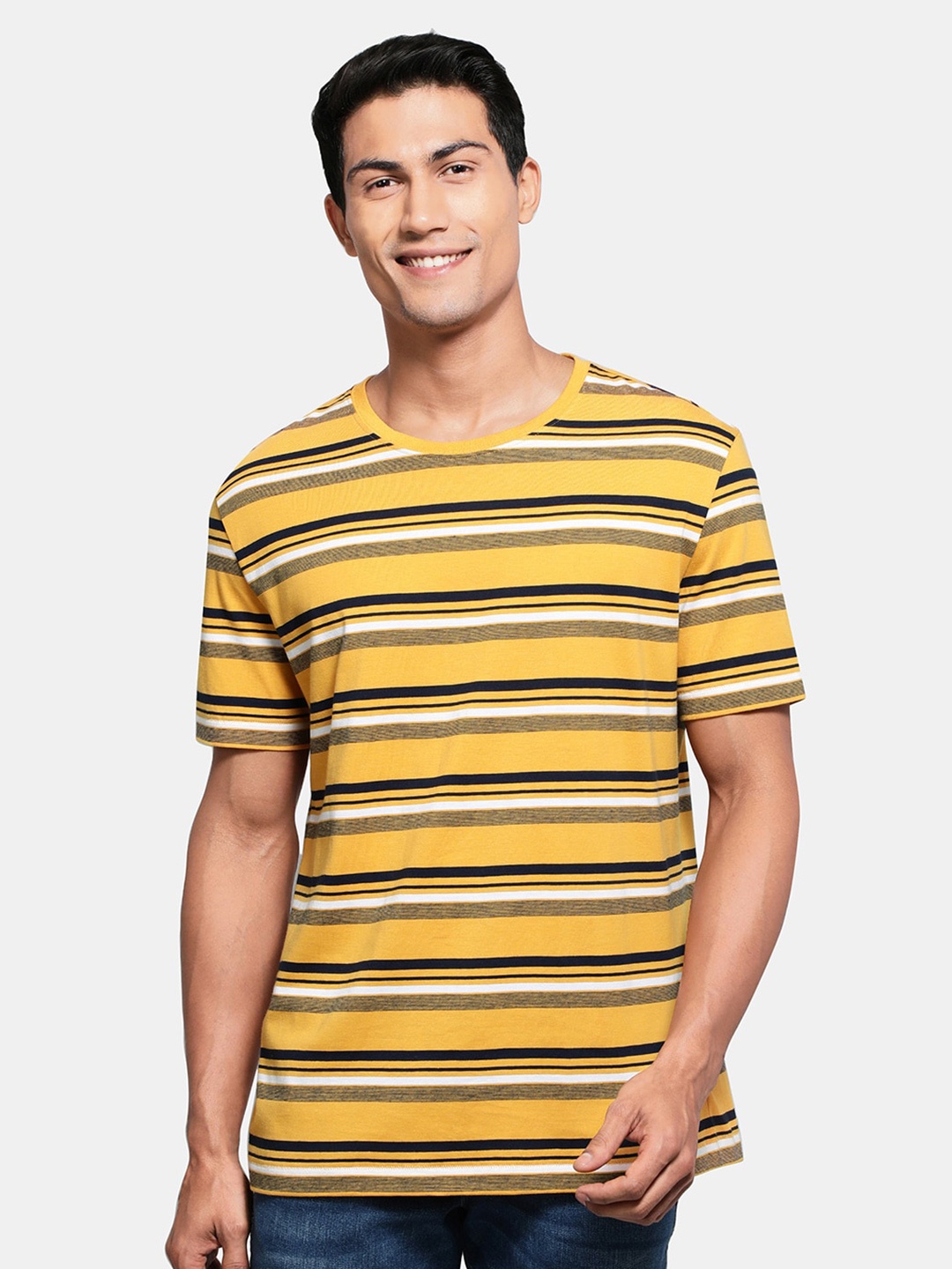 

Jockey Round Neck Striped T-shirt, Yellow