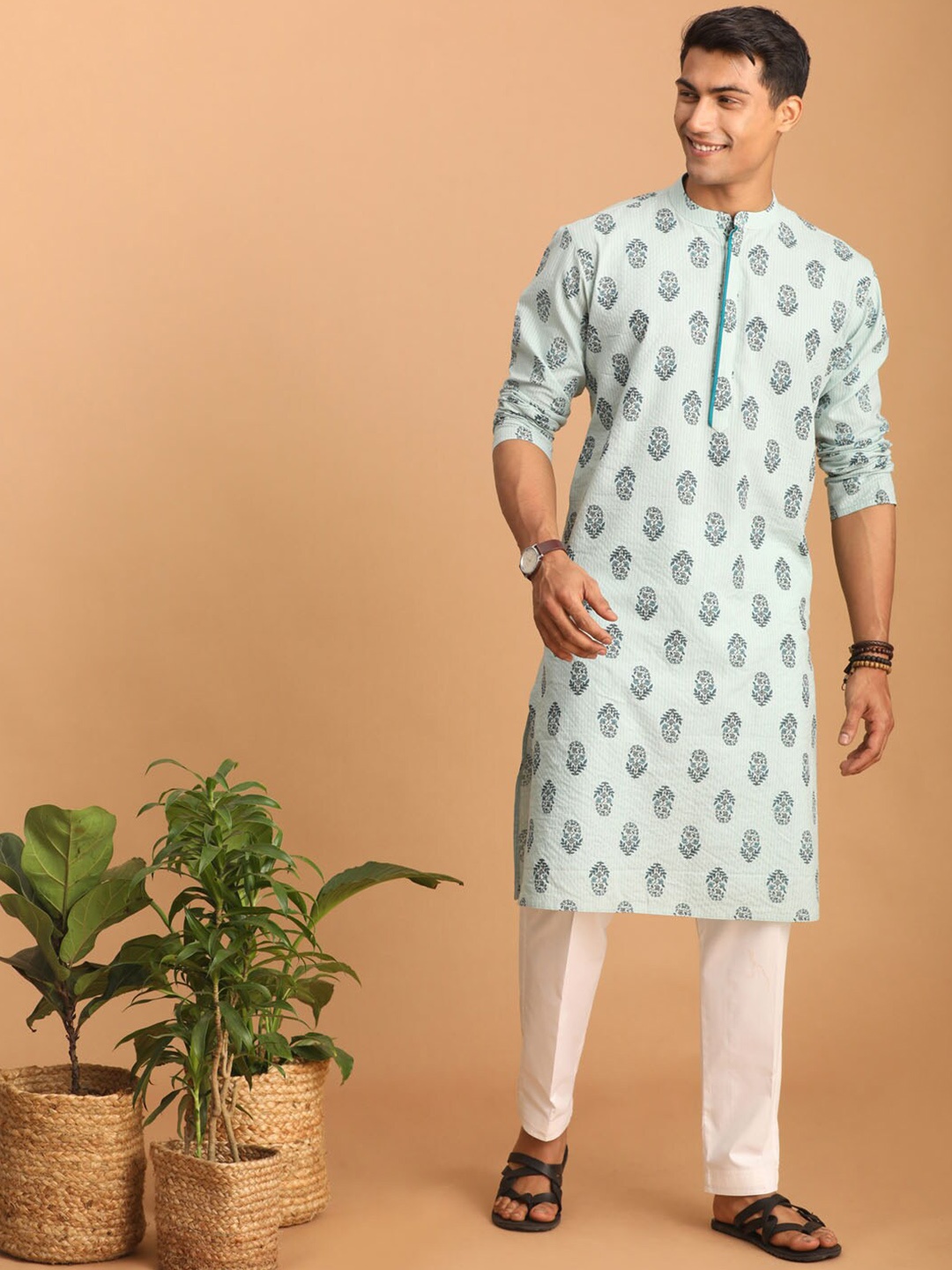 

VASTRAMAY Floral Printed Band Collar Pure Cotton Sustainable Kurta With Pyjamas, Turquoise blue