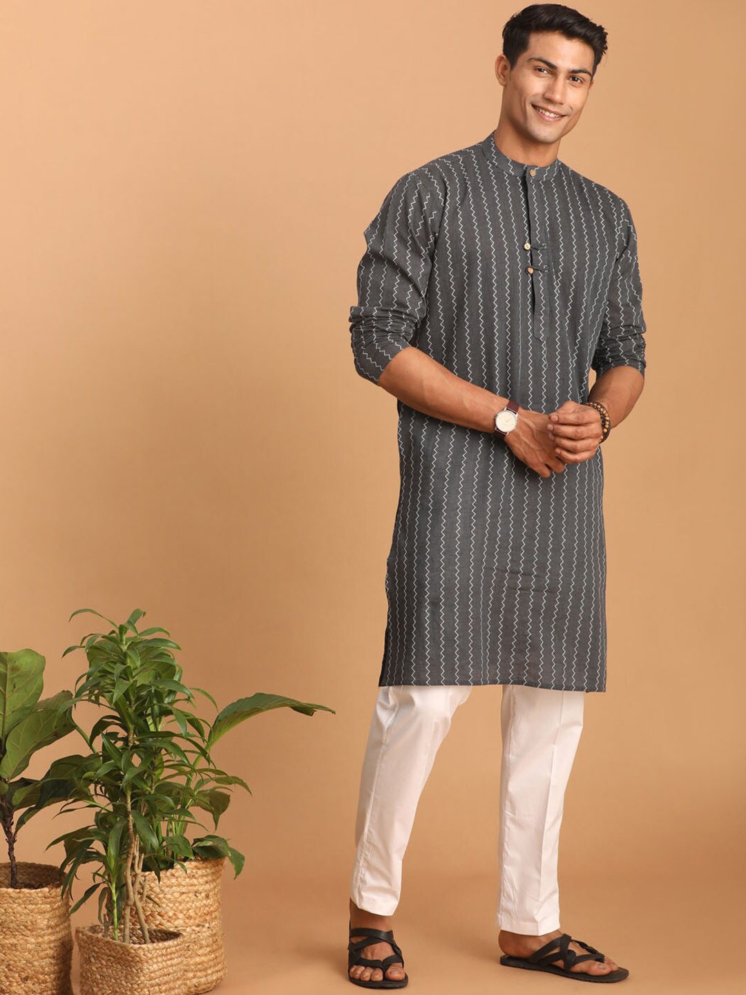 

VASTRAMAY Woven Design Mandarin Collar Pure Cotton Sustainable Kurta With Pyjamas, Grey