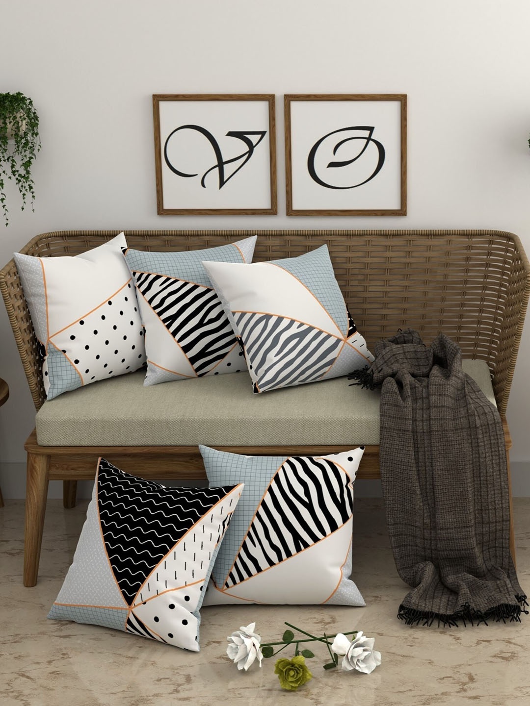 

CHHAVI INDIA White & Black 5 Pieces Geometric Printed Square Cushion Covers