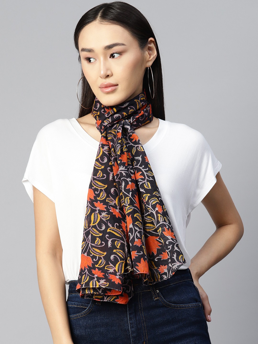 

WEAVERS VILLA Floral Printed Cotton Scarf, Black