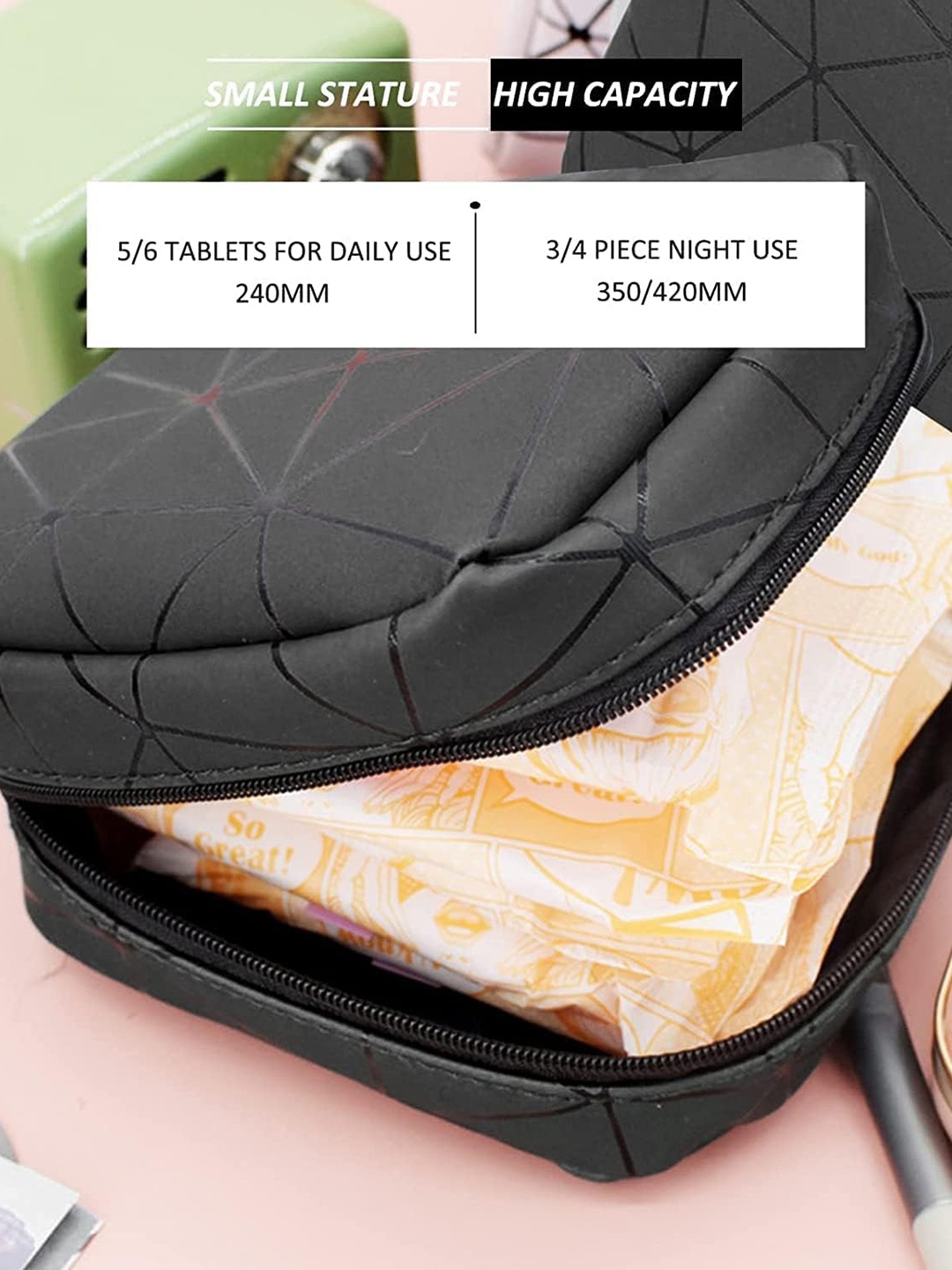 

Awestuffs Geometric Printed Sanitary Napkin Storage Travel Pouch, Black