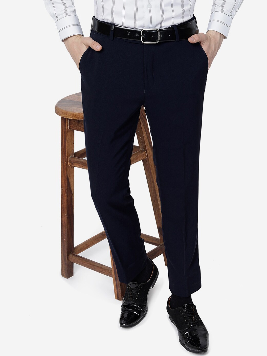 

JB STUDIO Men Slim Fit Mid-Rise Formal Trousers, Navy blue