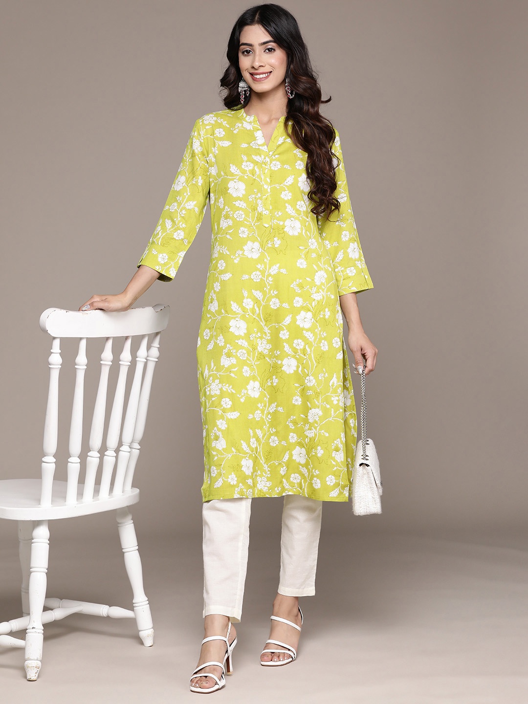 

Anubhutee Floral Printed Kurta, Lime green