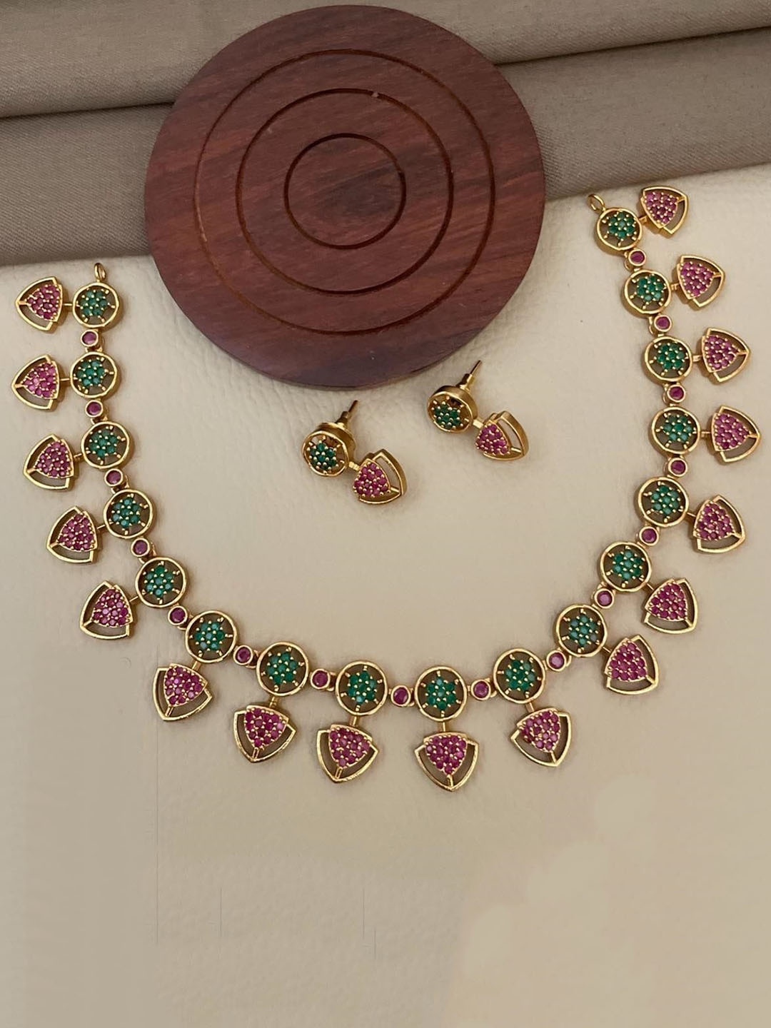 

GRIIHAM 23.5Kt Gold-Plated & AD-Studded Jewellery Set, Green