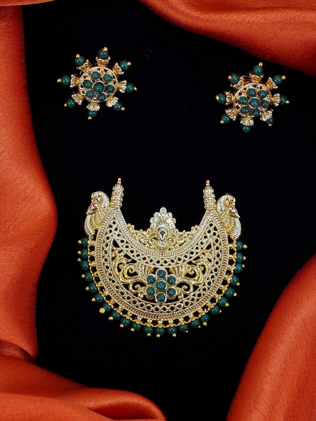 

GRIIHAM Gold-Plated AD-Studded Jewellery Set, Green