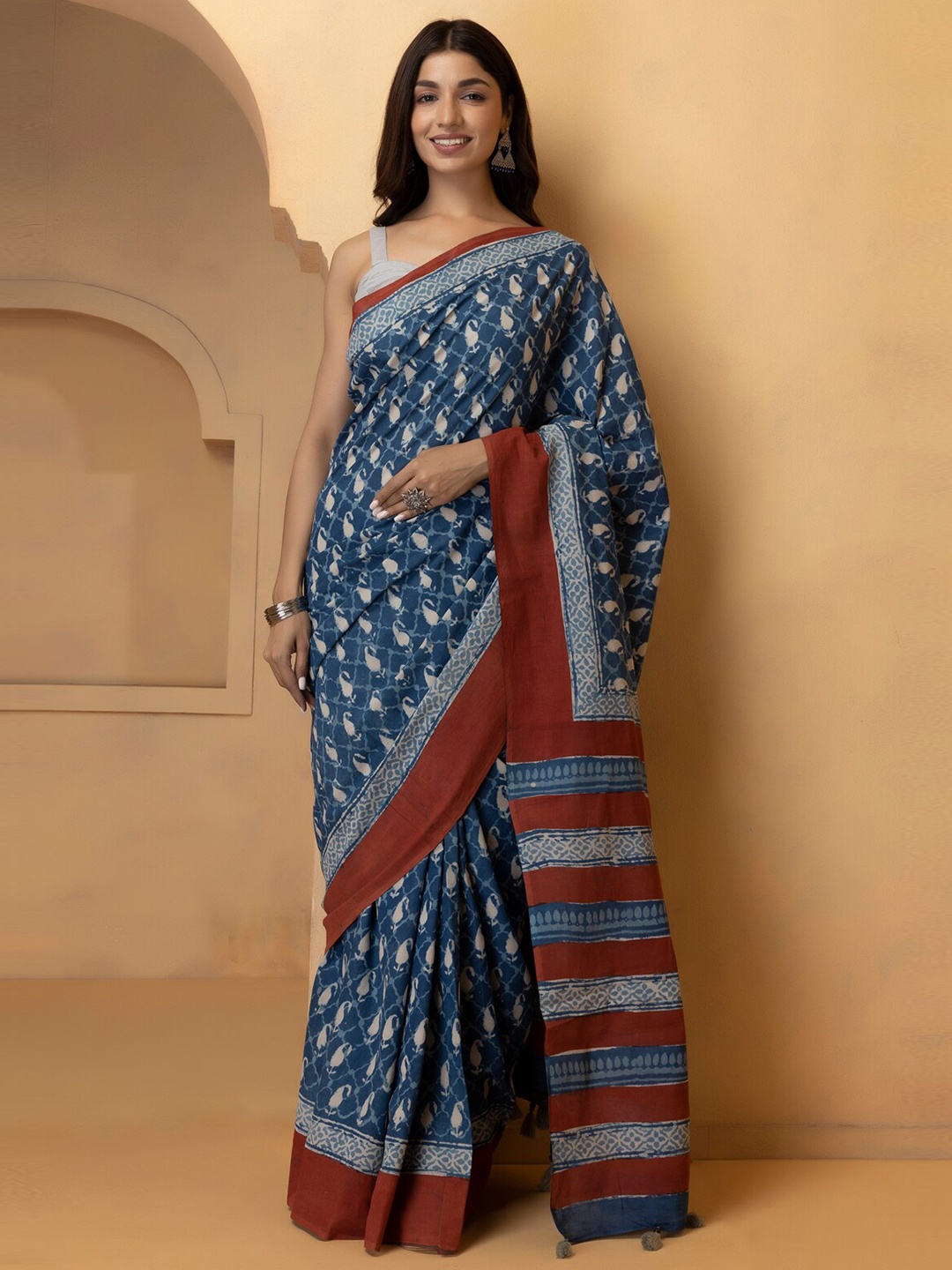 

Geroo Jaipur Paisley Block Printed Pure Cotton Bagru Saree, Blue