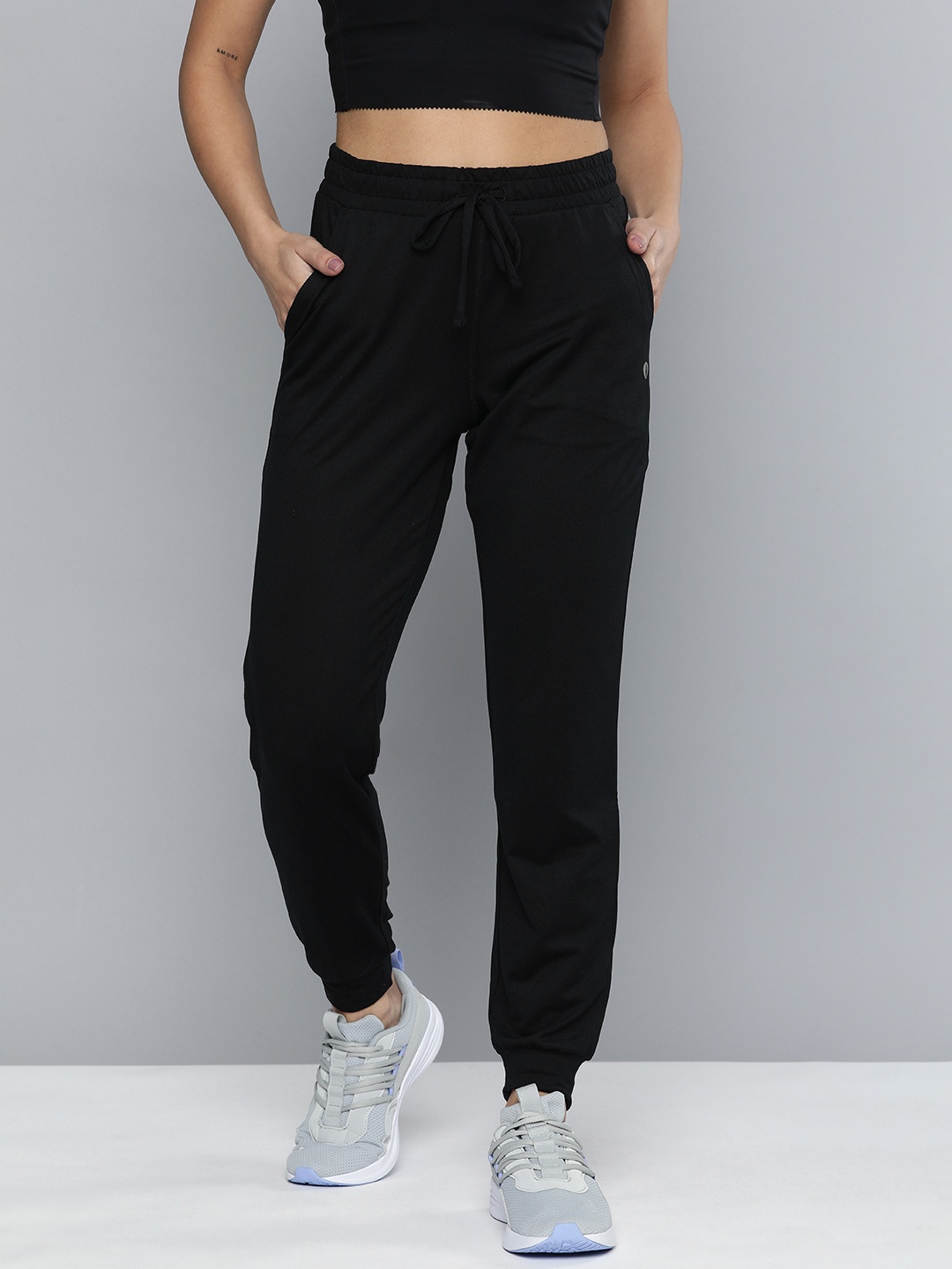 

Skechers Women Moisture wicking High Rise GODRI SWIFT Joggers, Black