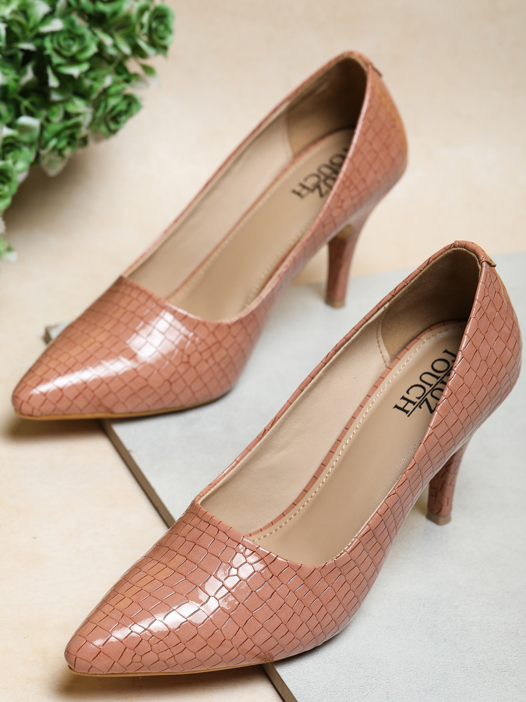 

SHUZ TOUCH Textured Pointed Toe Slim Heels Pumps, Pink