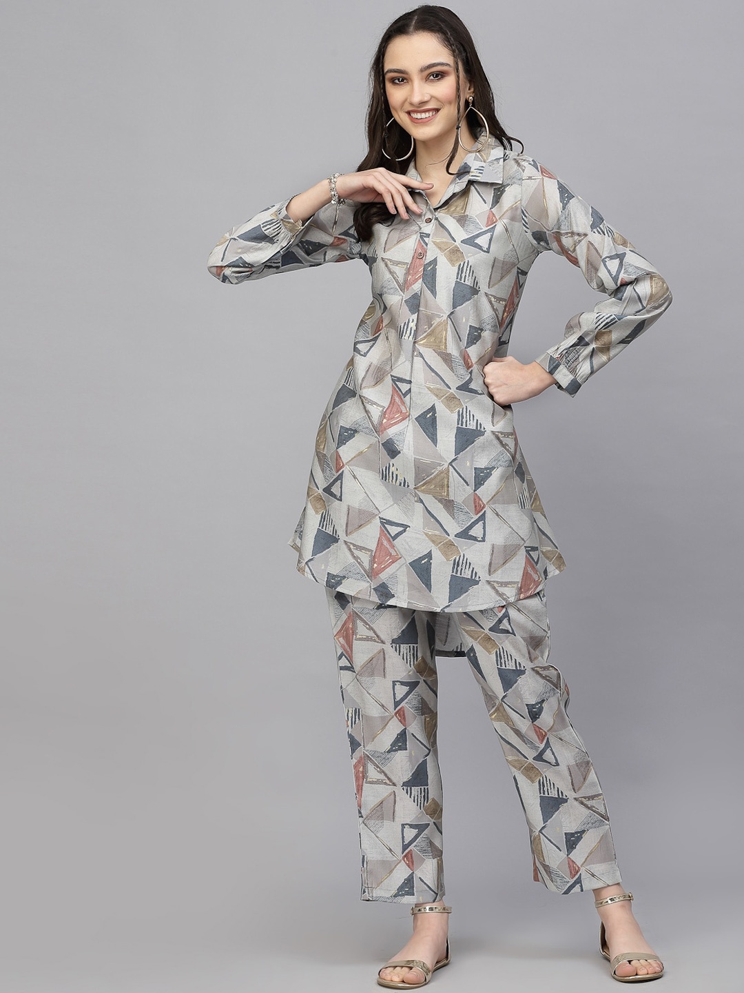 

Sangria Geometric Printed Pure Cotton Long Sleeves A-Line Kurta with Trousers, Grey