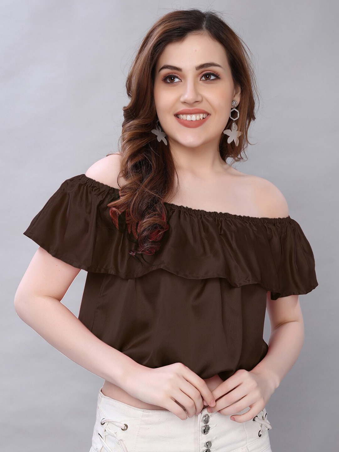 

Selvia Off-Shoulder Ruffled Blouson Top, Coffee brown