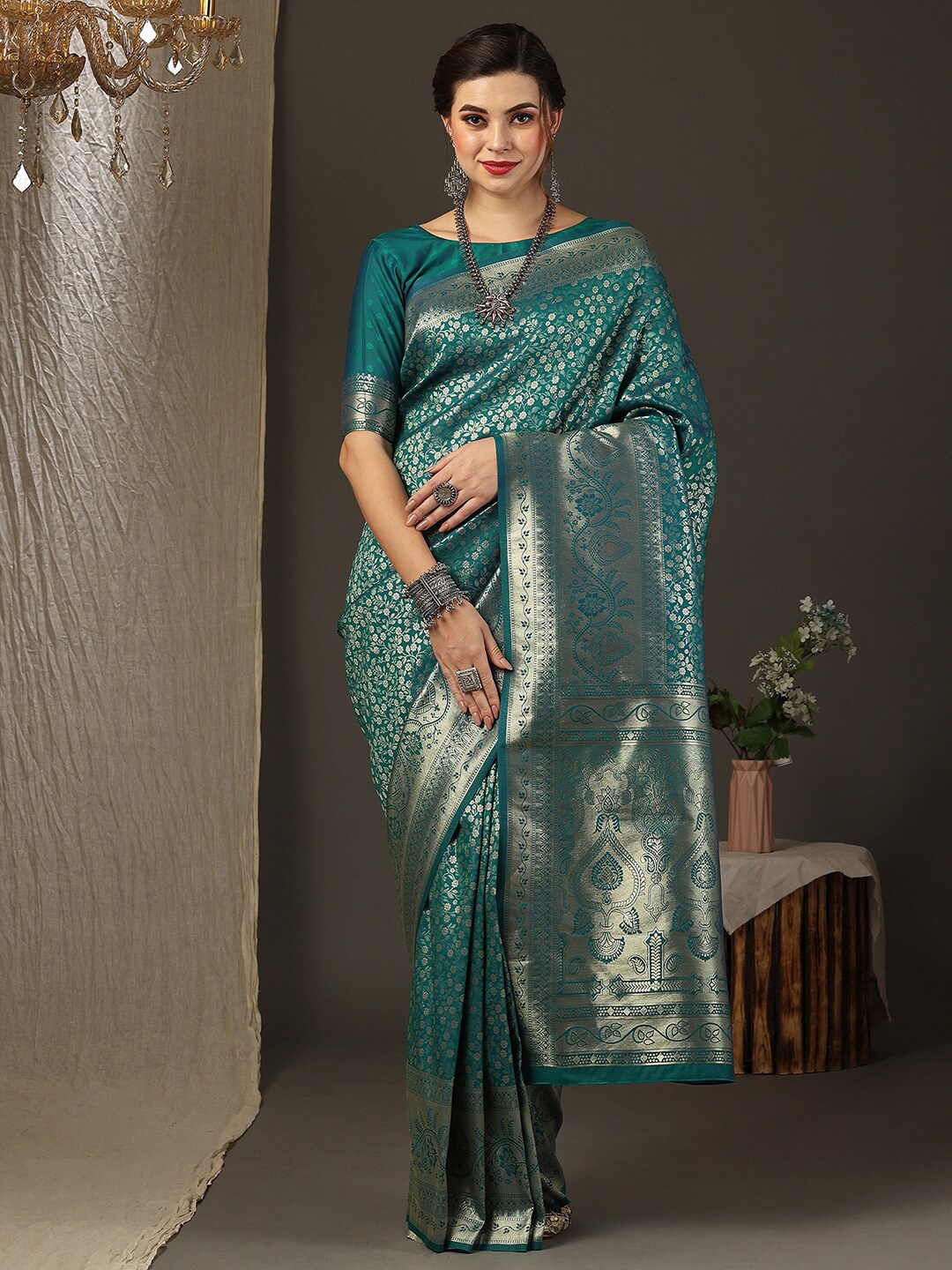 

Anouk Floral Woven Design Zari Silk Blend Kanjeevaram Saree, Teal