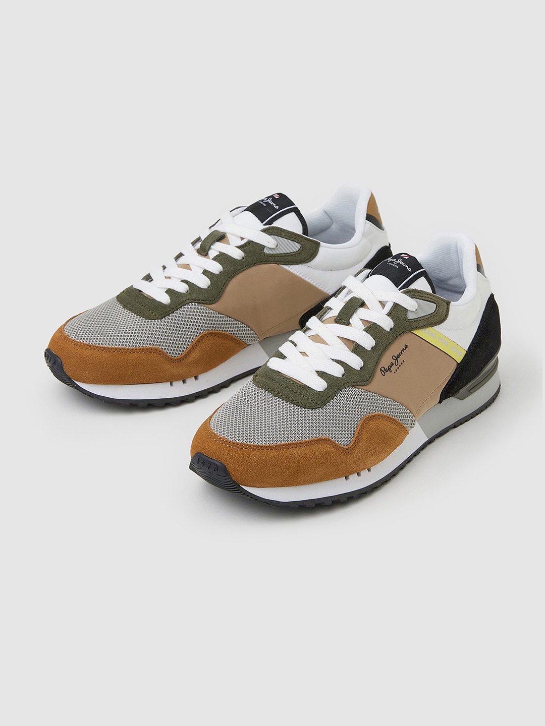 

Pepe Jeans Men London One M Bright Sneakers, Brown