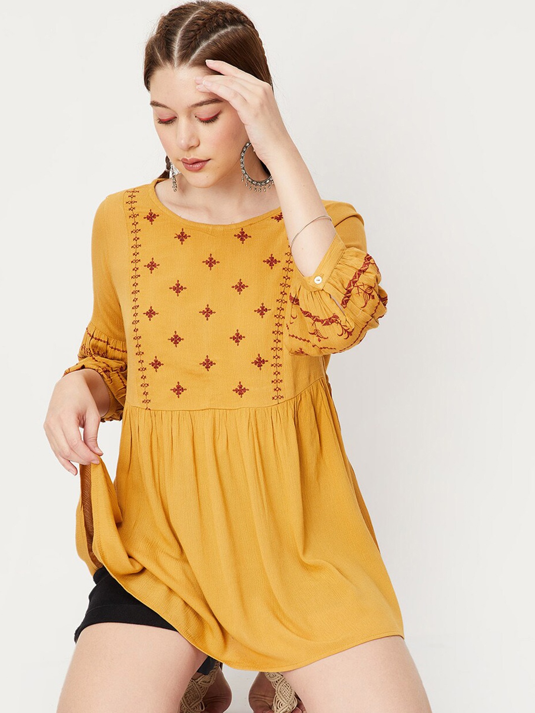 

max Ethnic Motifs Embroidered Round Neck Tunic, Yellow