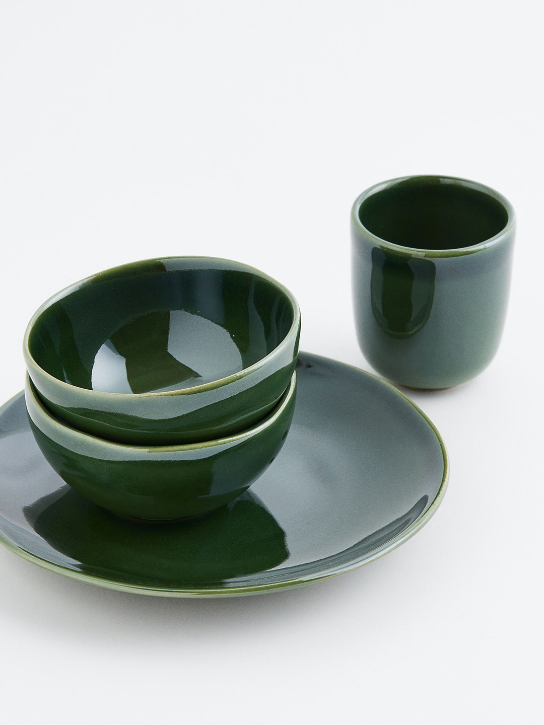 

H&M Green Small Stoneware Plate