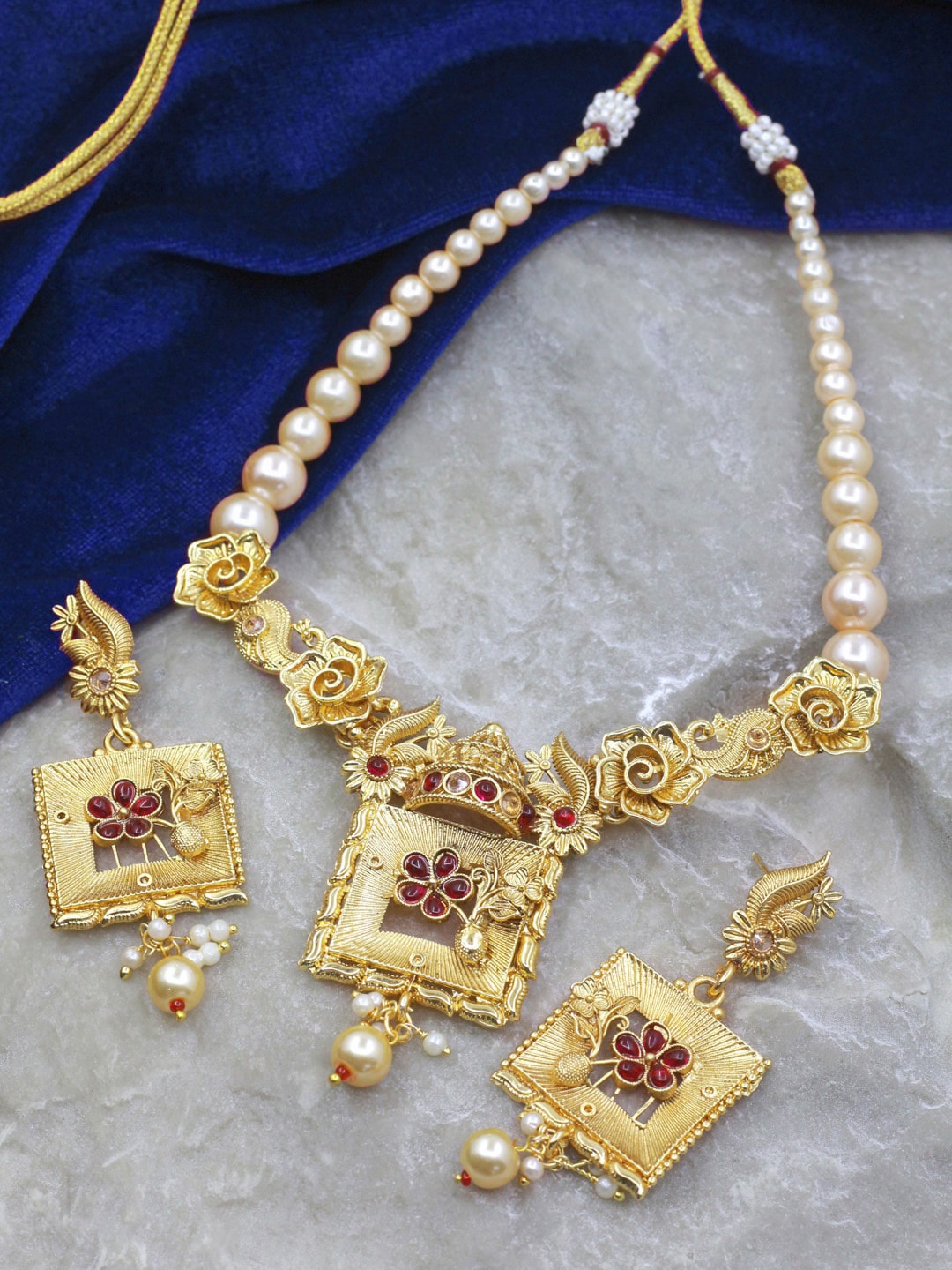 

SAIYONI Gold-Plated Stone-Studded & Beaded Necklace and Earrings, Red