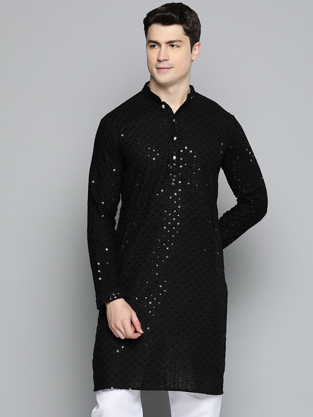 

Jompers Mandarin Collar Sequined Chikankari Straight Pure Cotton Kurta, Black