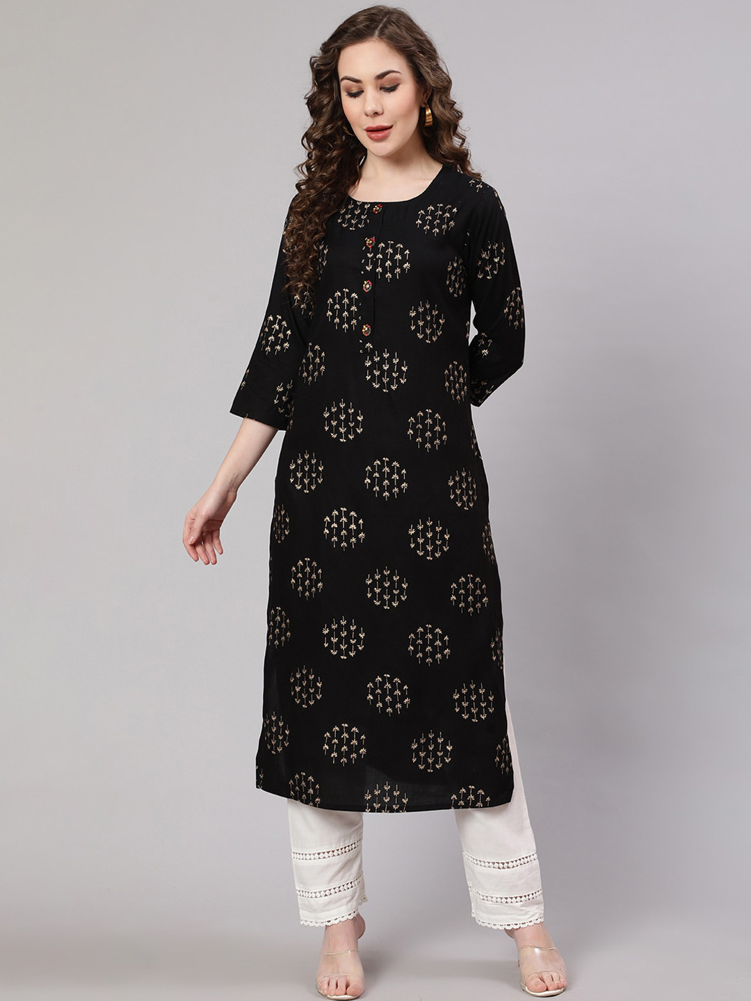 

Spera Floral Printed Round Neck Straight Kurta, Black