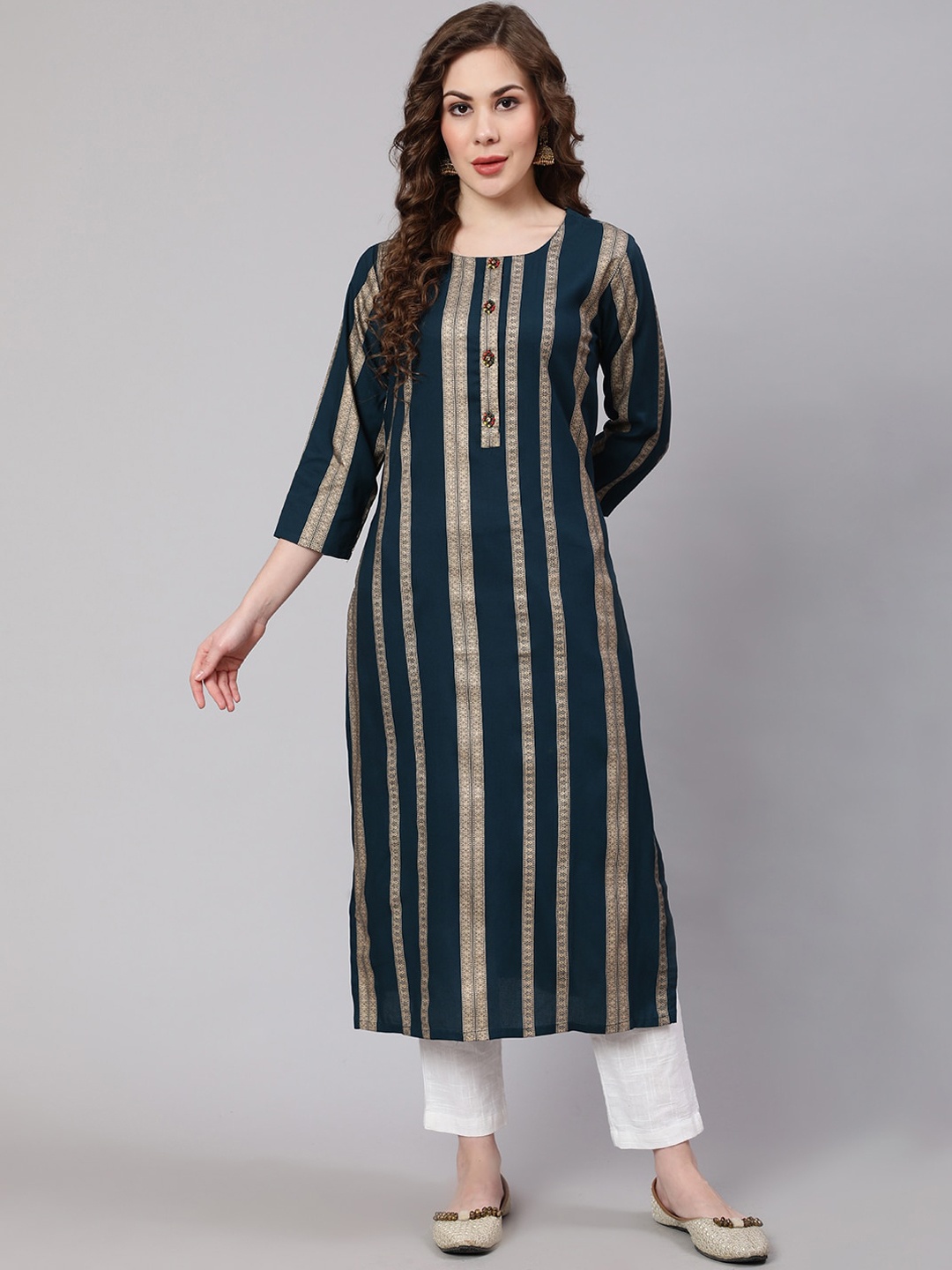 

Spera Ethnic Motifs Foil Printed Straight Kurta, Teal