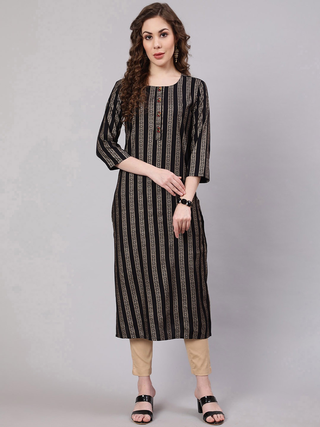 

Spera Foil Striped Straight Kurta, Black