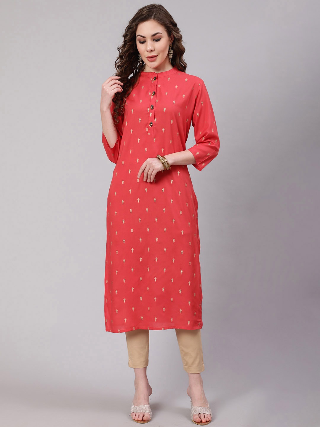 

Spera Mandarin Collar Floral Foil Printed Straight Kurta, Red