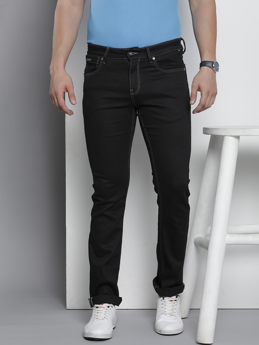 

Nautica Men Straight Fit Stretchable Mid-Rise Jeans, Black