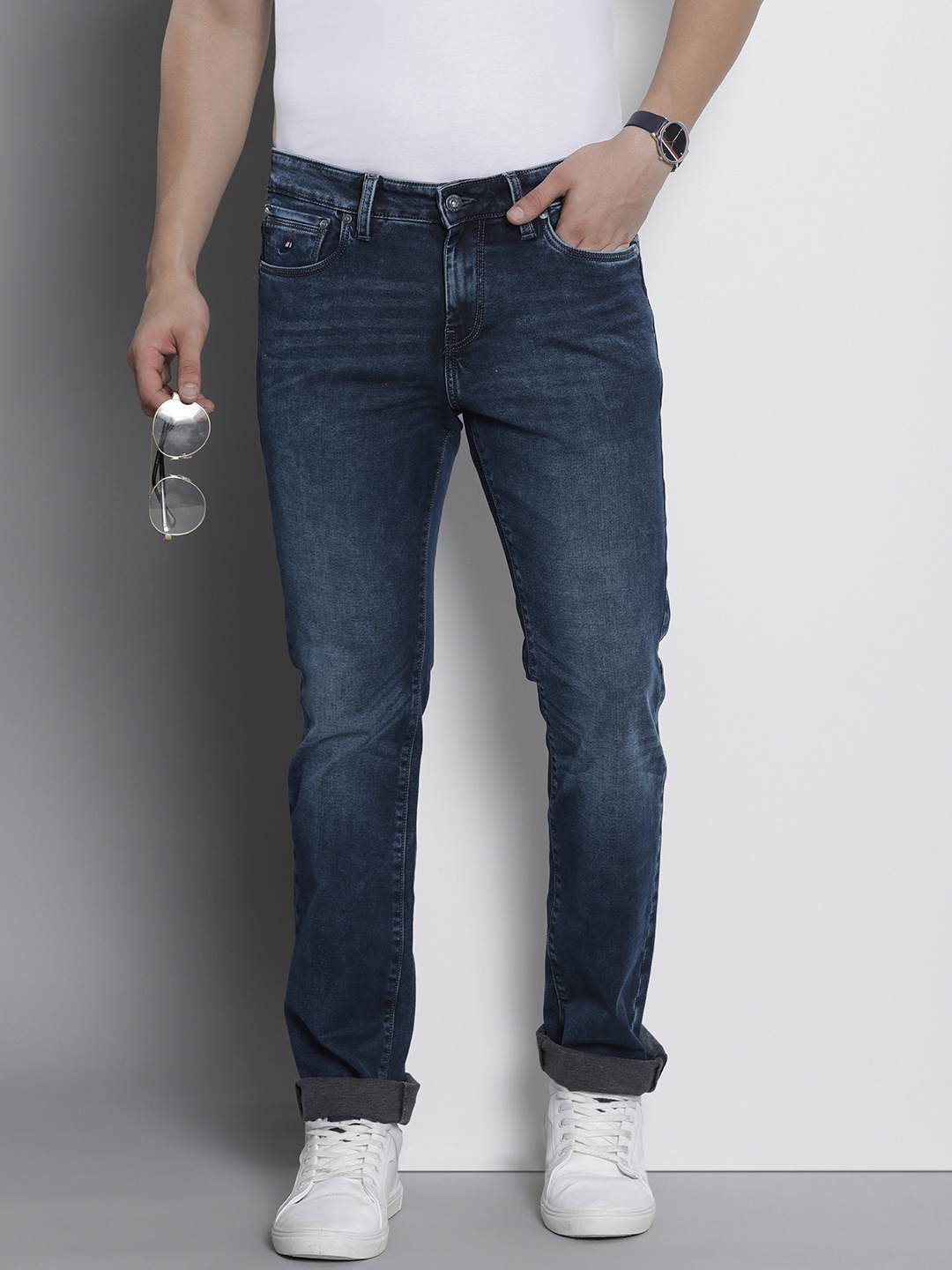 

Nautica Men Straight Fit Light Fade Stretchable Jeans, Navy blue