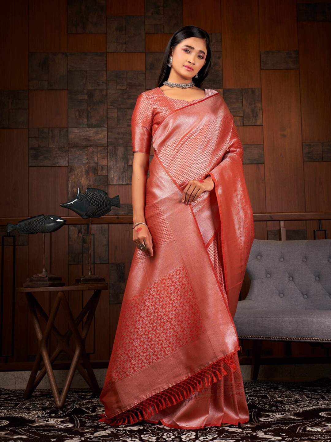 

Vardha Ethnic Motif Woven Design Zari Kanjeevaram Saree, Peach