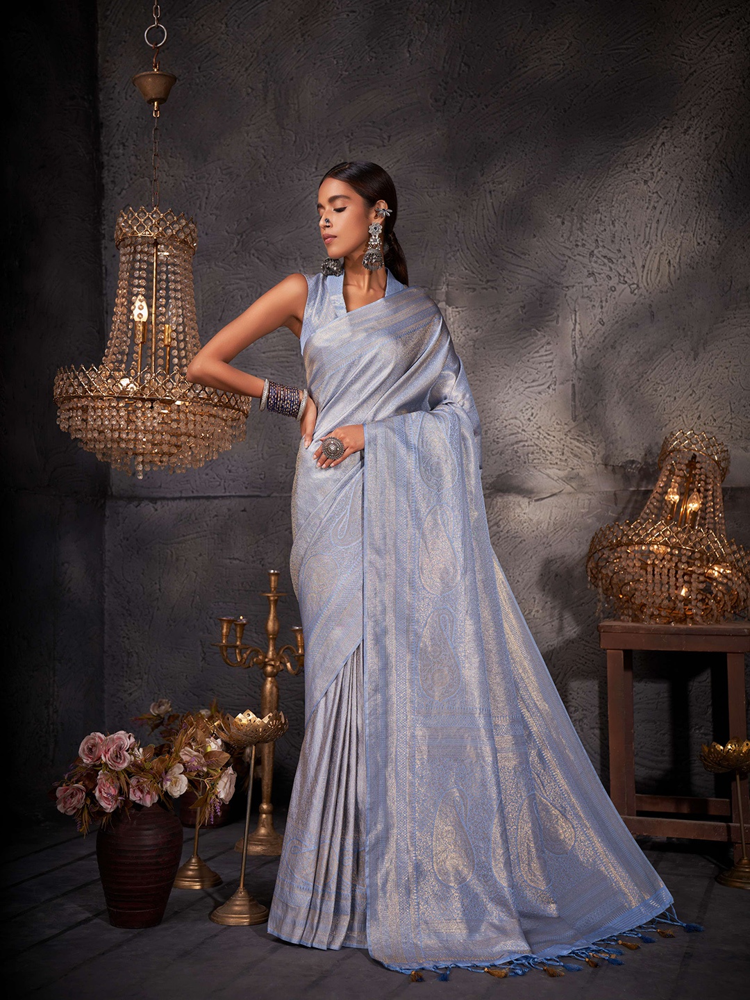 

Vardha Woven Design Zari Kanjeevaram Saree, Blue