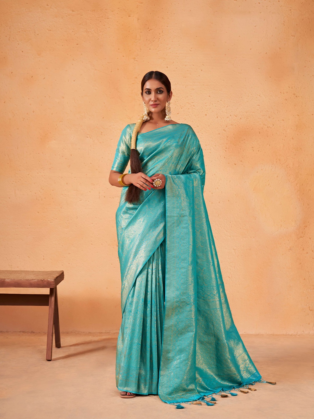 

Vardha Ethnic Motifs Woven Design Zari Kanjeevaram Saree, Blue