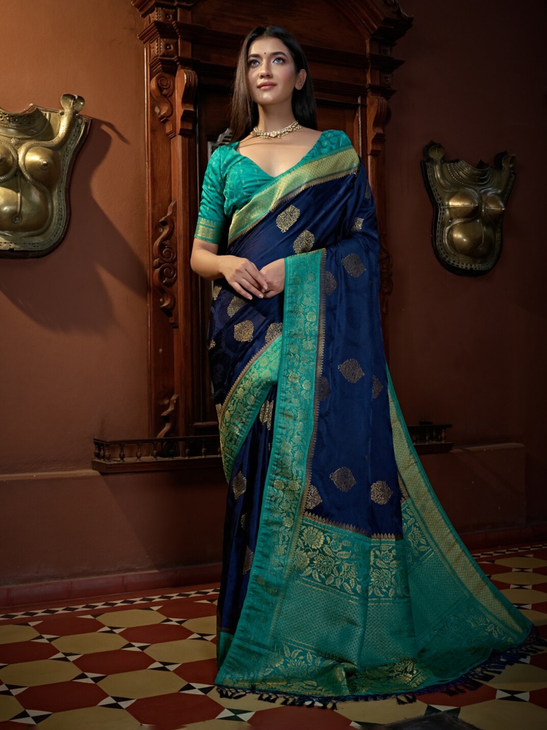 

Vardha Navy Ethnic Motif Zari Satin Banarasi Saree With Tassel, Navy blue
