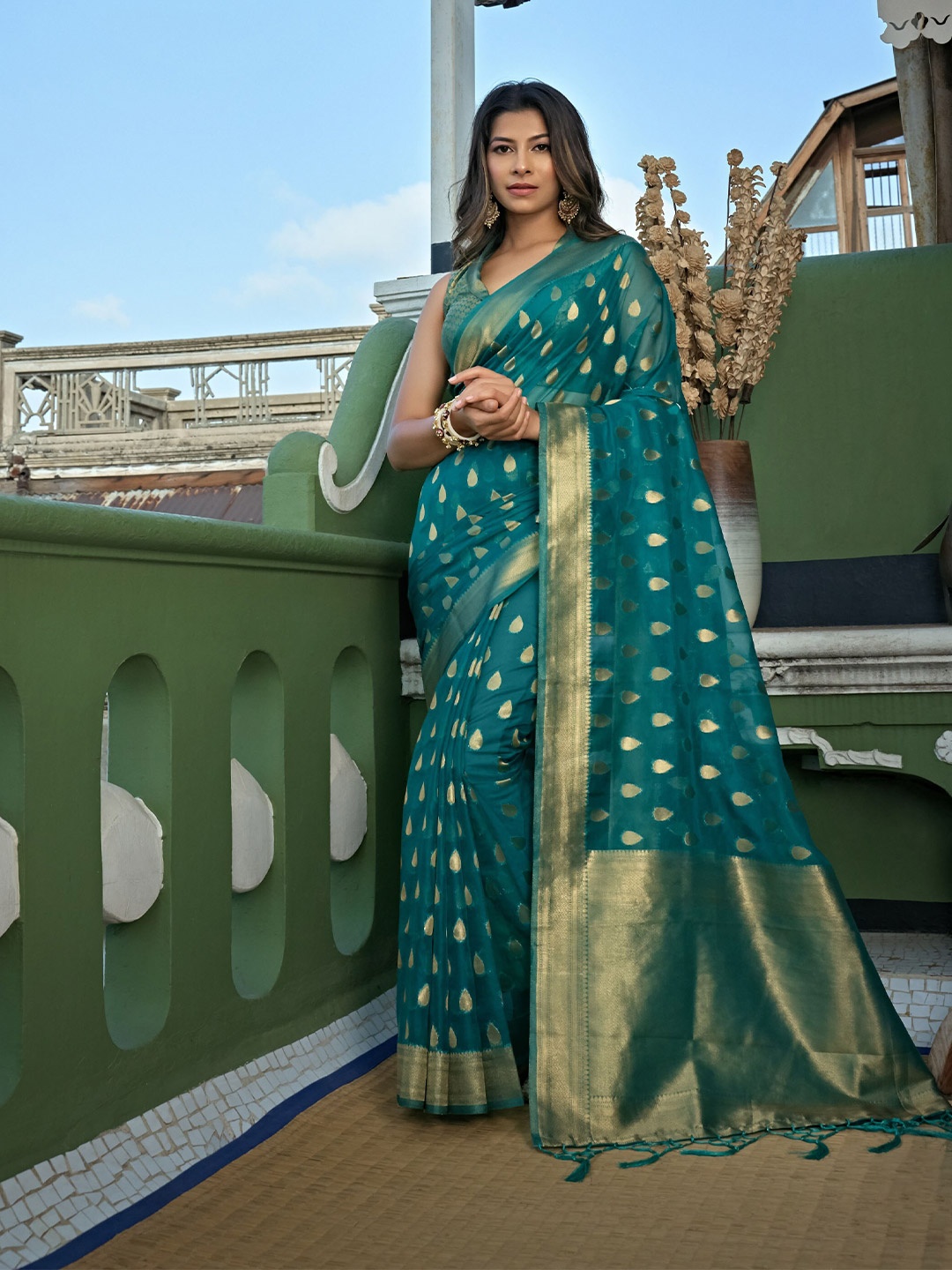 

Vardha Ethnic Motifs Woven Design Zari Organza Banarasi Saree, Blue