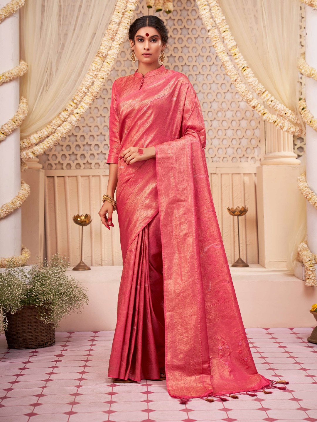 

Vardha Ethnic Motifs Zari Silk Blend Kanjeevaram Saree With Tassel, Red