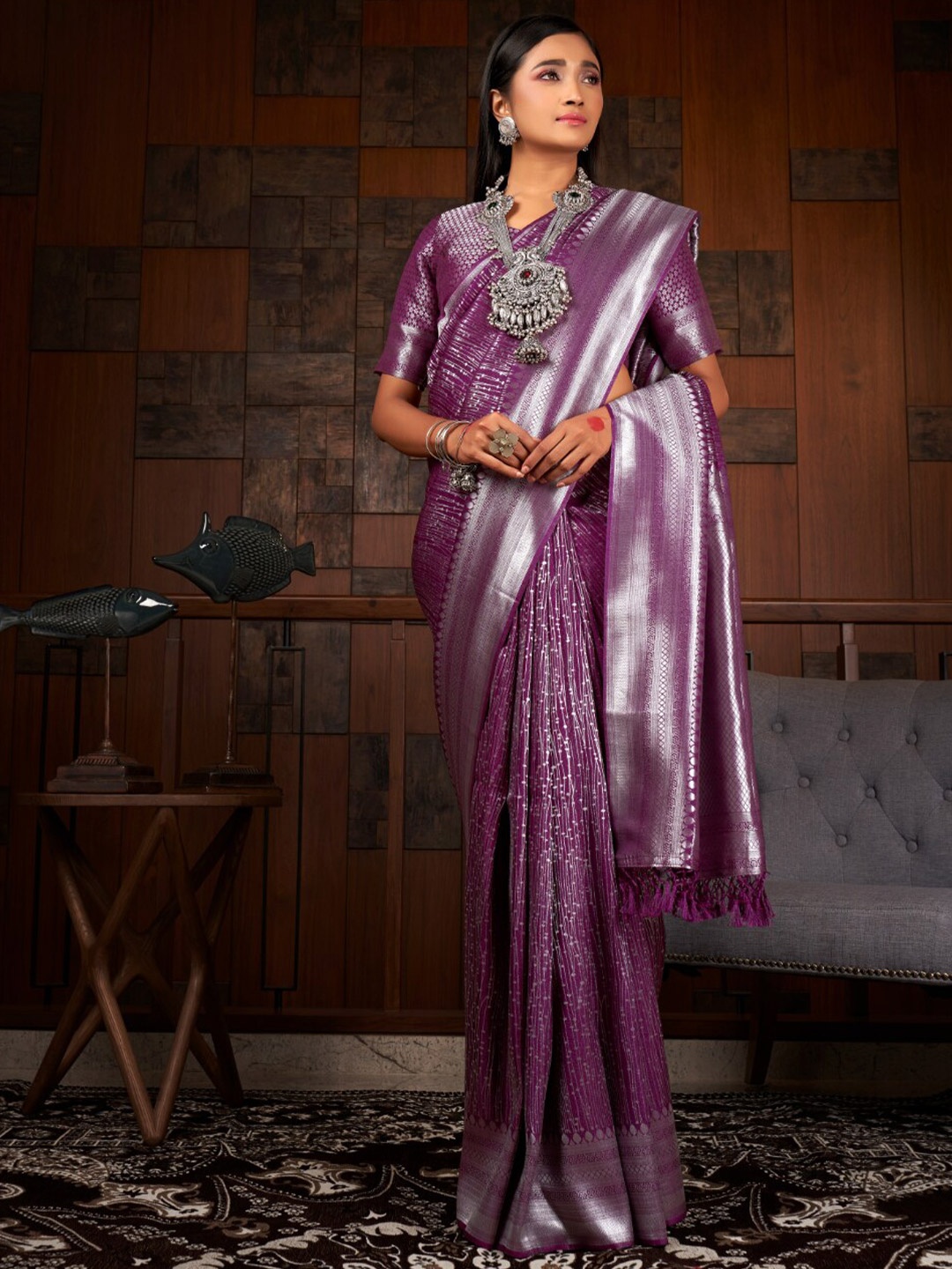 

Vardha Ethnic Motifs Woven Design Zari Kanjeevaram Saree, Purple
