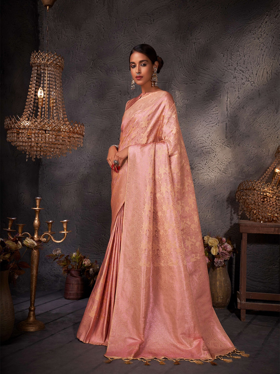 

Vardha Floral Woven Design Zari Kanjeevaram Saree, Peach