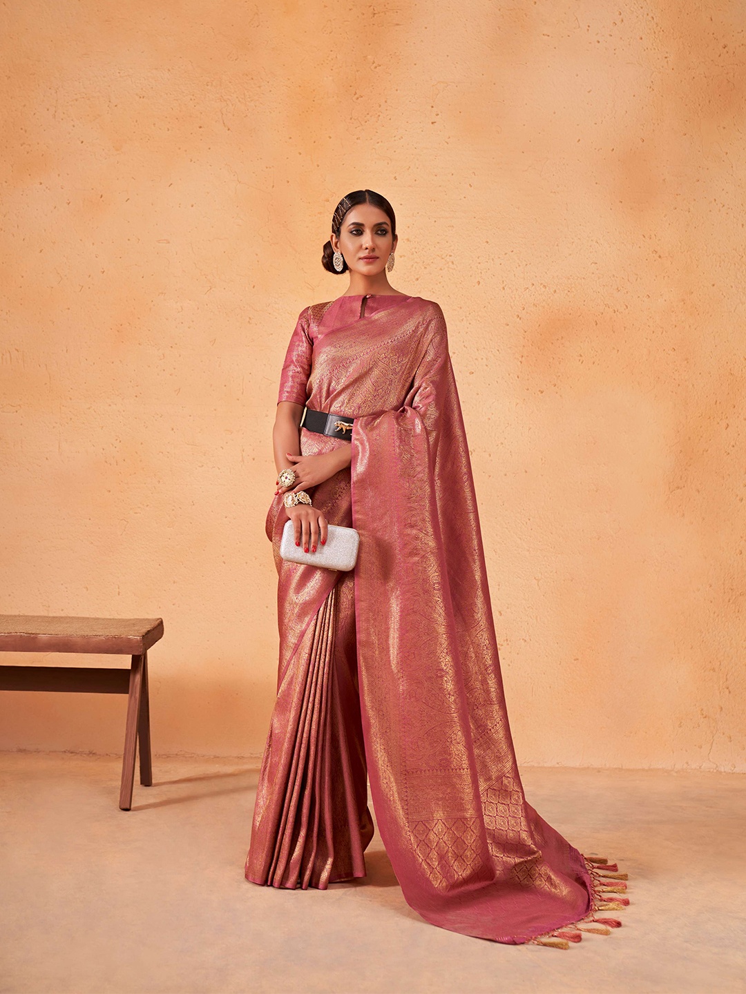 

Vardha Ethnic Motifs Zari Silk Blend Kanjeevaram Saree With Tassel, Pink