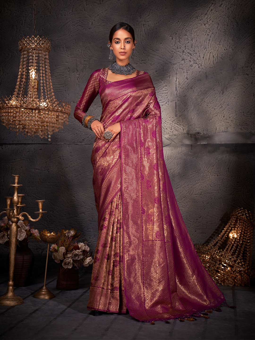 

Vardha Floral Woven Design Zari Kanjeevaram Saree, Purple
