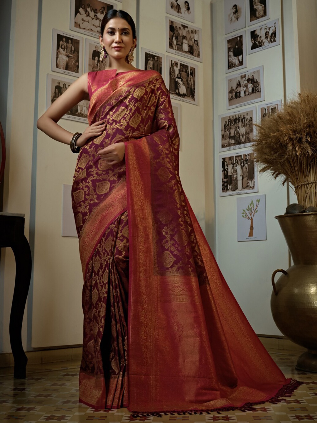 

Vardha Ethnic Motifs Zari Silk Blend Kanjeevaram Saree, Purple