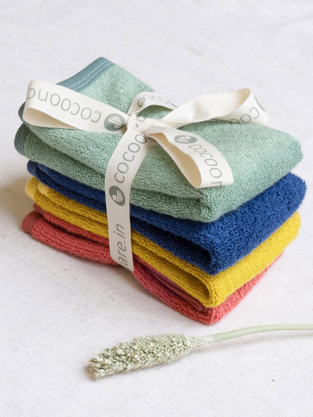 

cocoon care 4 Pieces Bamboo Terry Face Towels, Yellow
