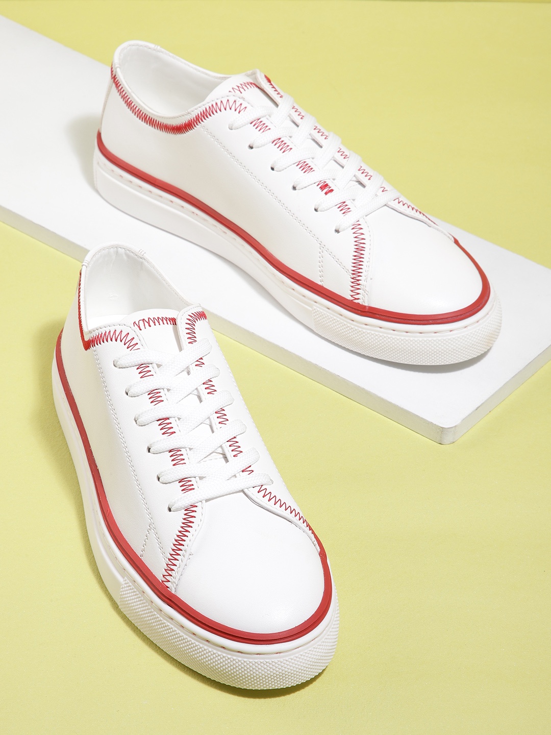 

Mast & Harbour Women Everyday Sneakers, White