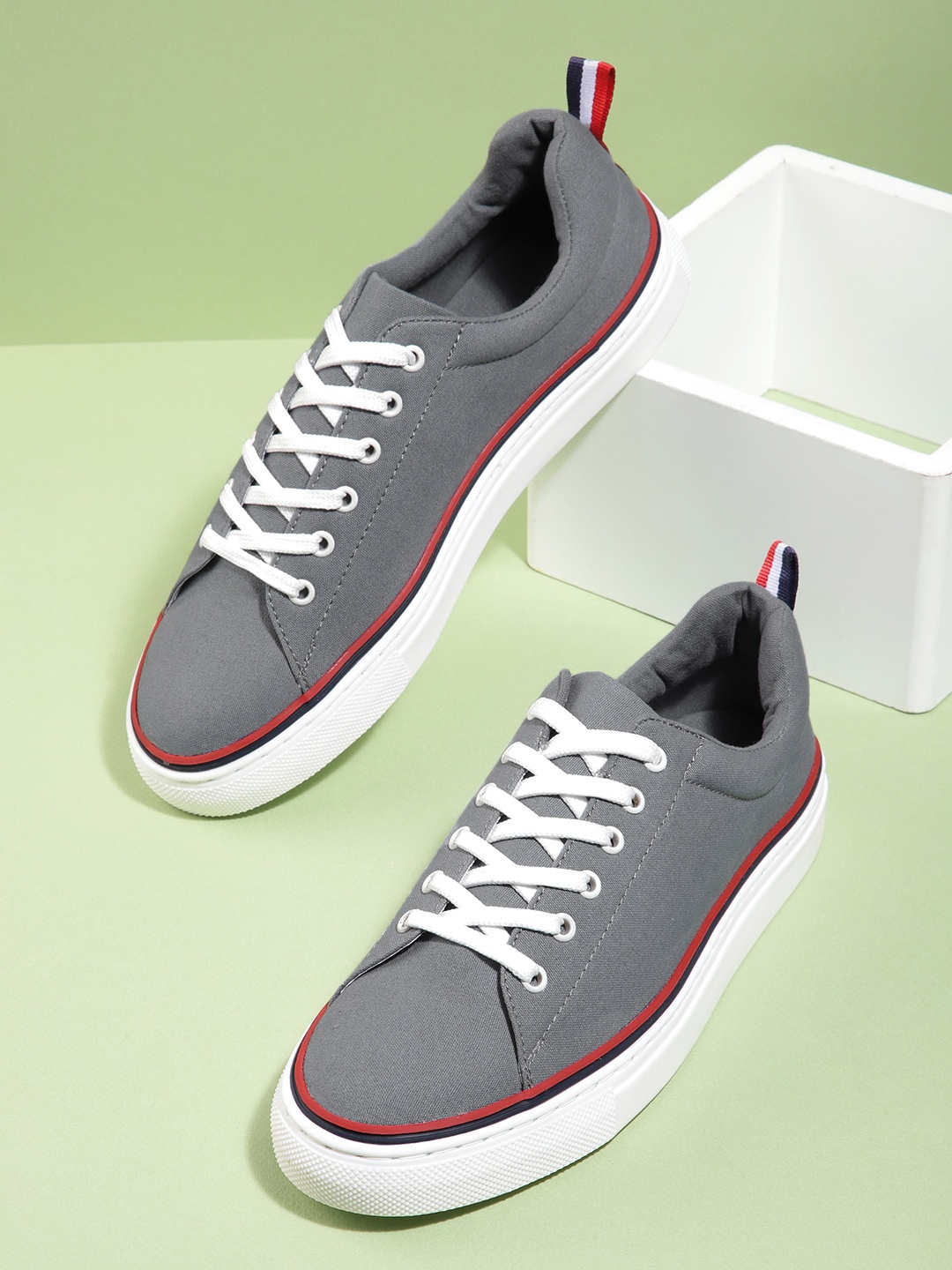 

Mast & Harbour Women Everyday Sneakers, Grey