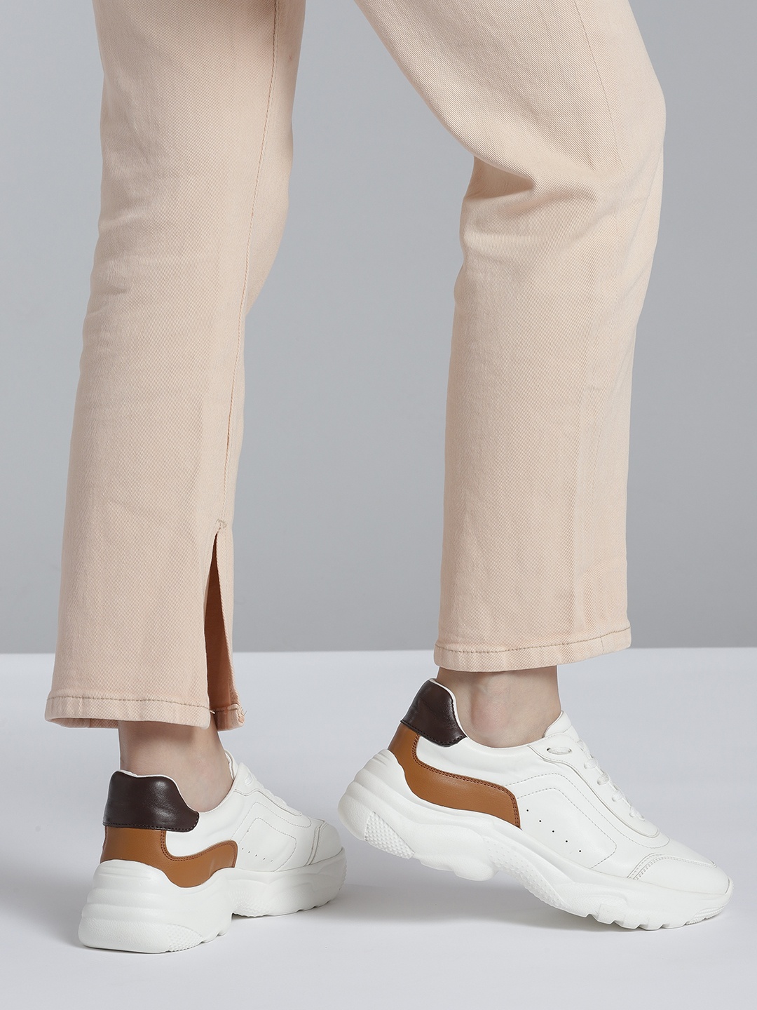 

Roadster Women Perforated Detail Everyday Sneakers, White